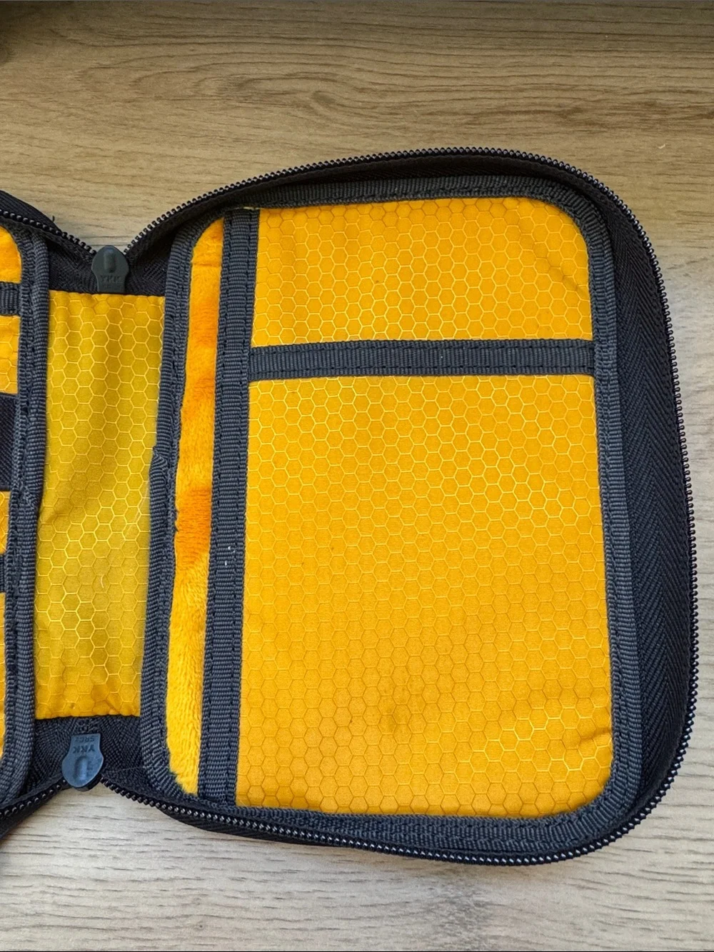 Lochby A6 Daily Folio Zippered Travel Organizer